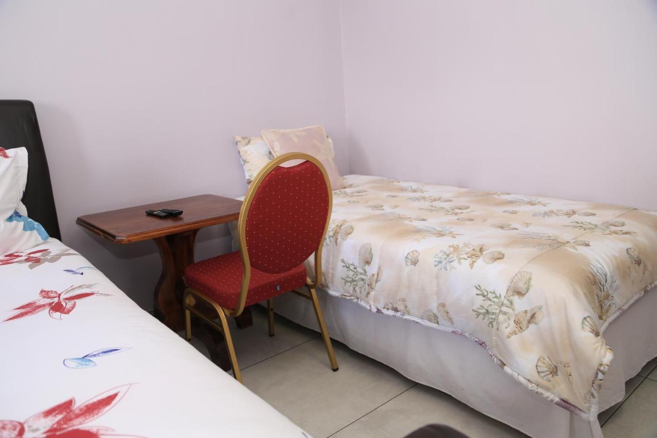 Coco Palm Bed & Breakfast Windhoek Exterior photo