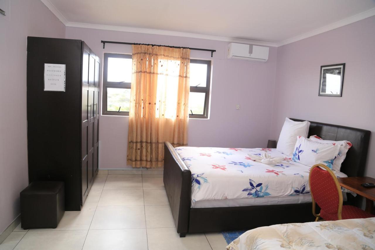 Coco Palm Bed & Breakfast Windhoek Exterior photo