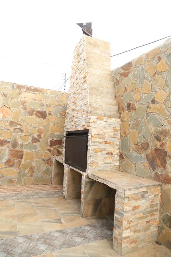 Coco Palm Bed & Breakfast Windhoek Exterior photo